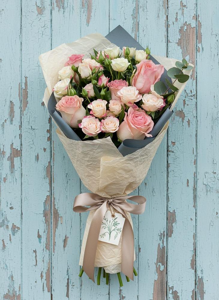 Букет цветов из: Розы в Петровке