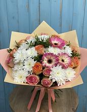 Букет цветов из:  Розы, Герберы и Хризантемы в Петровке