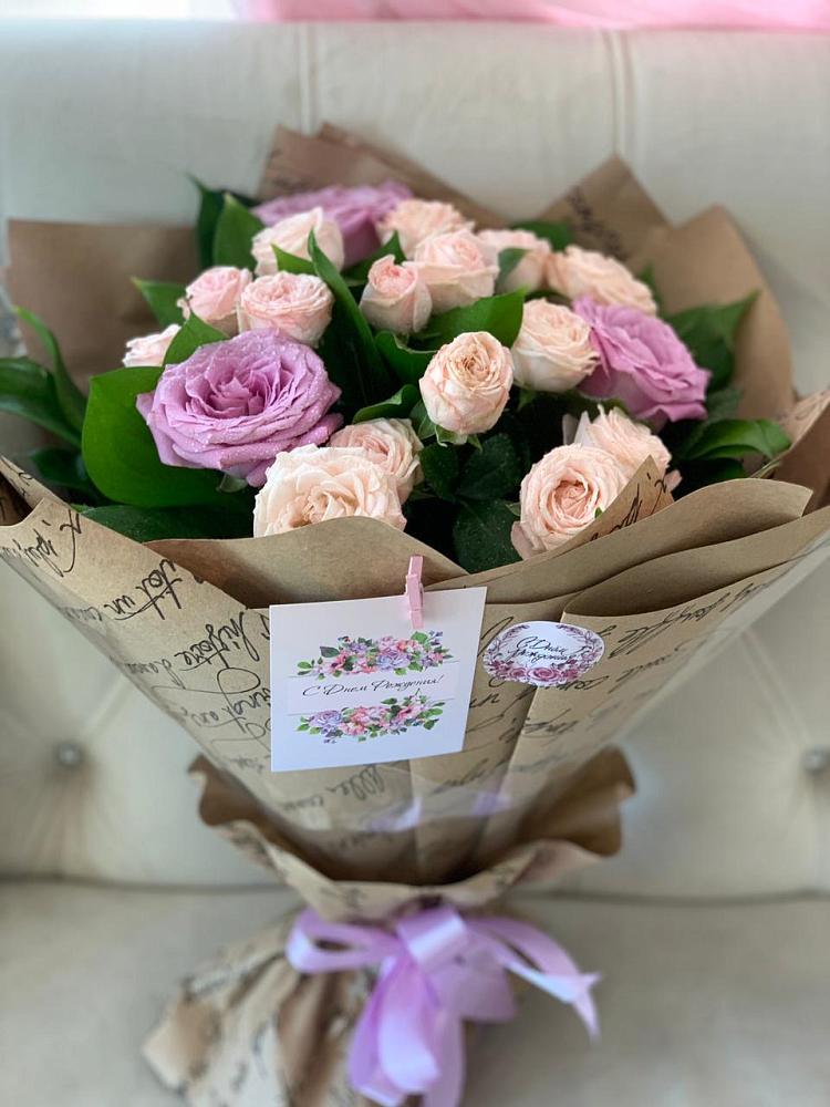 Букет цветов из: Розы в Петровке