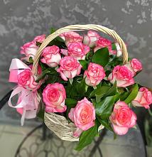 Цветочная композиция из Розы в корзине #REPLACE_PRED# Петровке