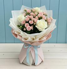 Букет цветов из:  Розы в Петровке