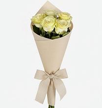 Букет цветов из:  Розы в Петровке