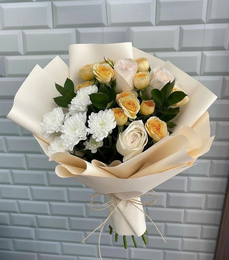 Букет цветов из: Розы и Хризантемы в Петровке