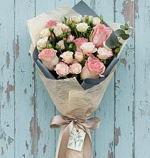 Букет цветов из:  Розы в Петровке