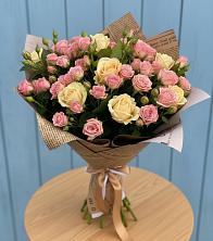 Букет цветов из:  Розы в Петровке