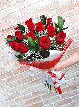 Букет цветов из:  Розы #REPLACE_PRED# Петровке