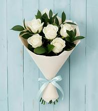 Букет цветов из:  Розы в Петровке