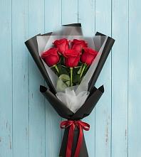 Букет цветов из:  Розы в Петровке