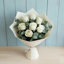 Букет Белые розы в Эвкалипте в Петровке