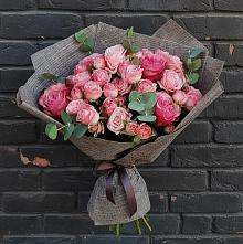 Букет цветов из:  Розы #REPLACE_PRED# Петровке